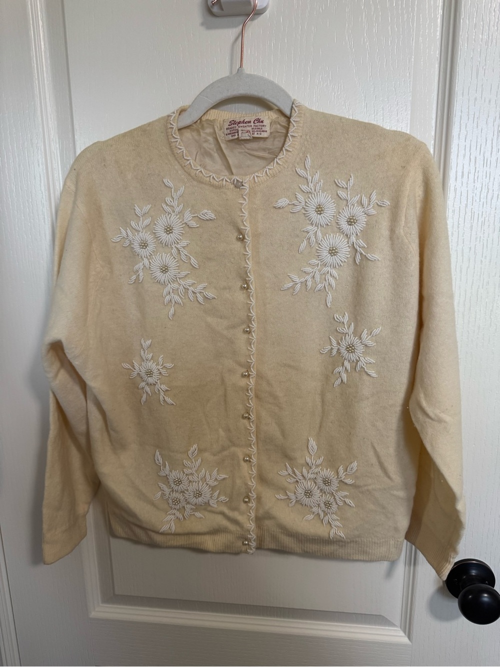 VTG Stephen Chu Cream Beaded Floral Cardigan Sweater Size 42 L lined